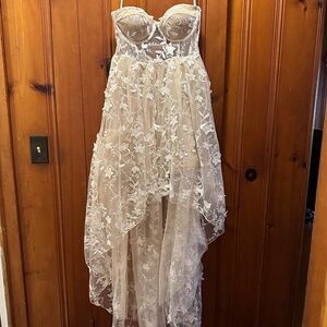 Impressions Nude/White High Low Dress with Train NWT